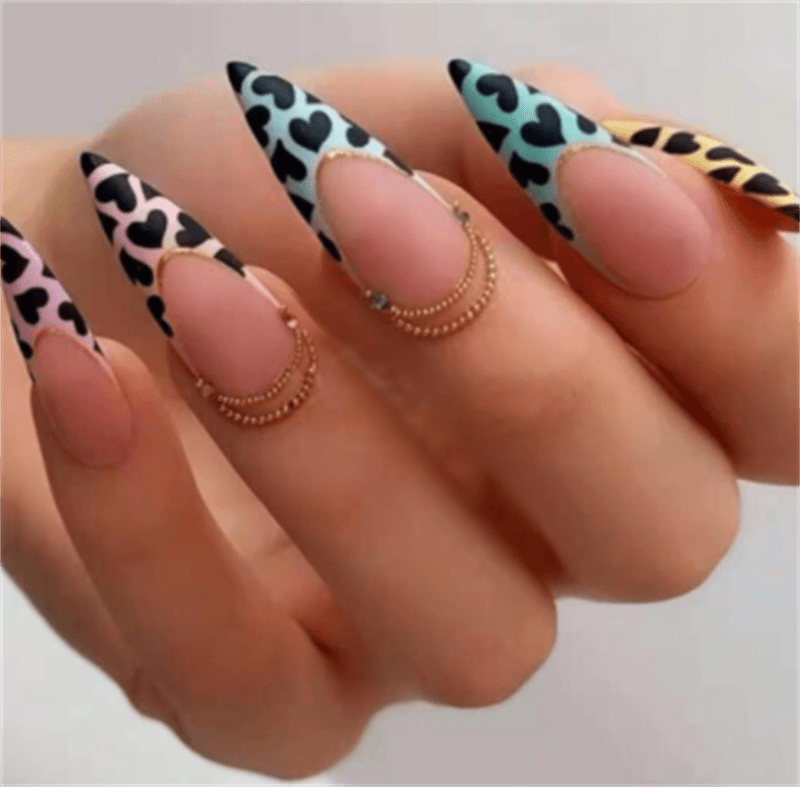 Gradient Light Green Striped Diamond Wear Nails BENNYS