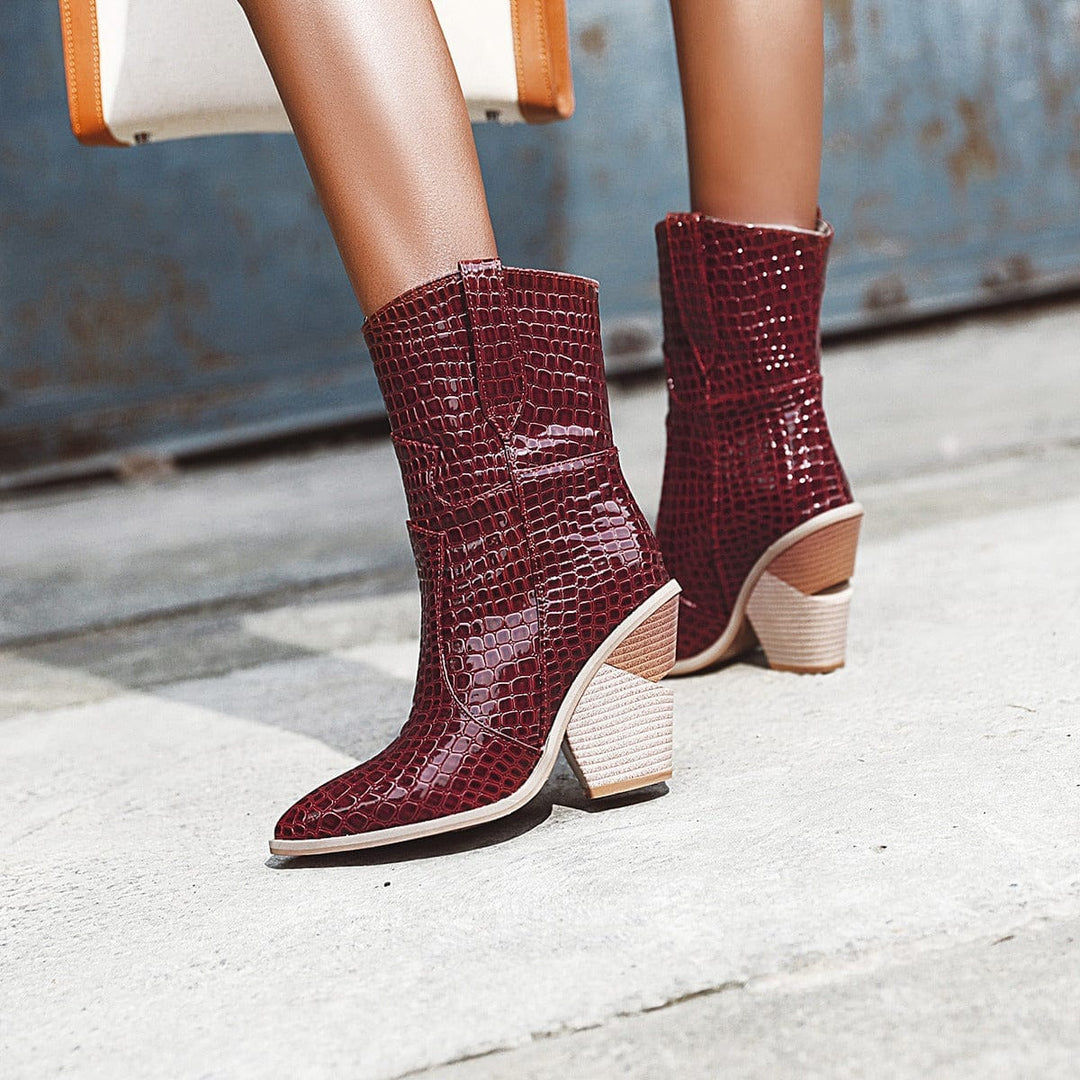 New Pointed Short Tube Female Leather Boots Square Heel Knight Boots BENNYS