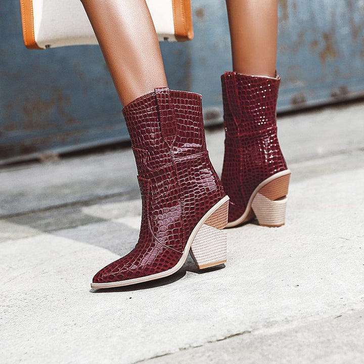 New Pointed Short Tube Female Leather Boots Square Heel Knight Boots BENNYS