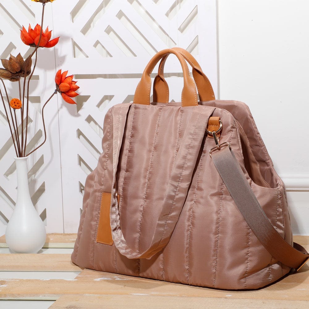 Pet Dog Cat Bag Carrier Light Waterproof Dog Out Portable Handbag Pet Accessories Fashion Dog Bag BENNYS