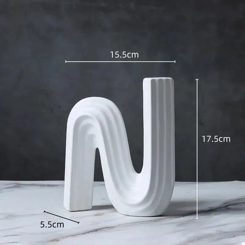 Ceramic Crafts Striped Geometric Sculpture Black and White N-shaped Pipeline Curved Geometric Ceramic Handicraft Ornaments-Arlik interiors