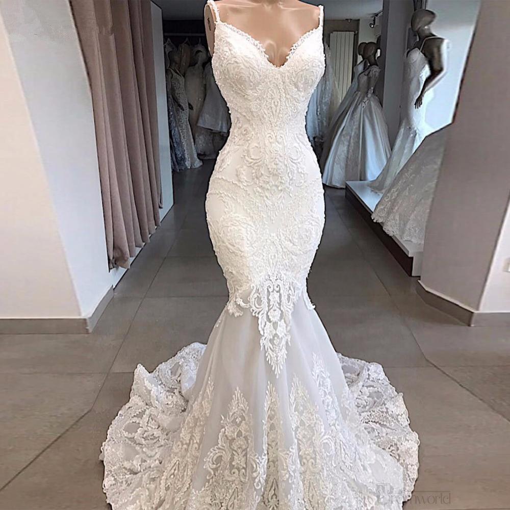 Lace fitted hotsell mermaid wedding dress