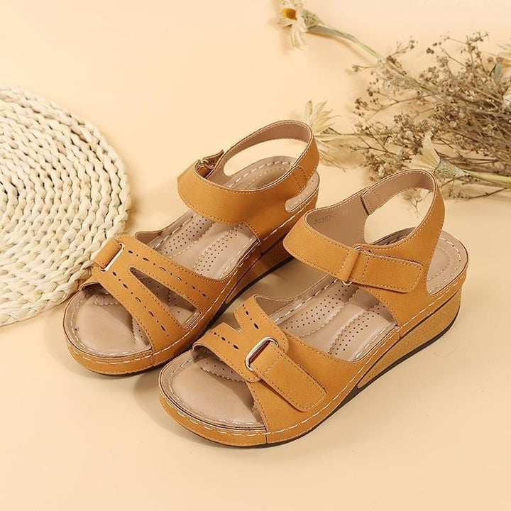 Women Flat Sandals Open Toe Beach Shoes BENNYS