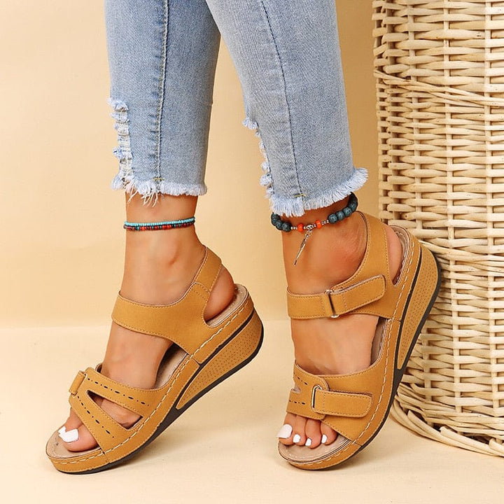 Women Flat Sandals Open Toe Beach Shoes BENNYS