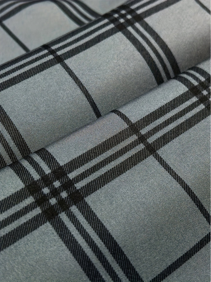 Men's Elegant Long Sleeve Button-Down Shirt