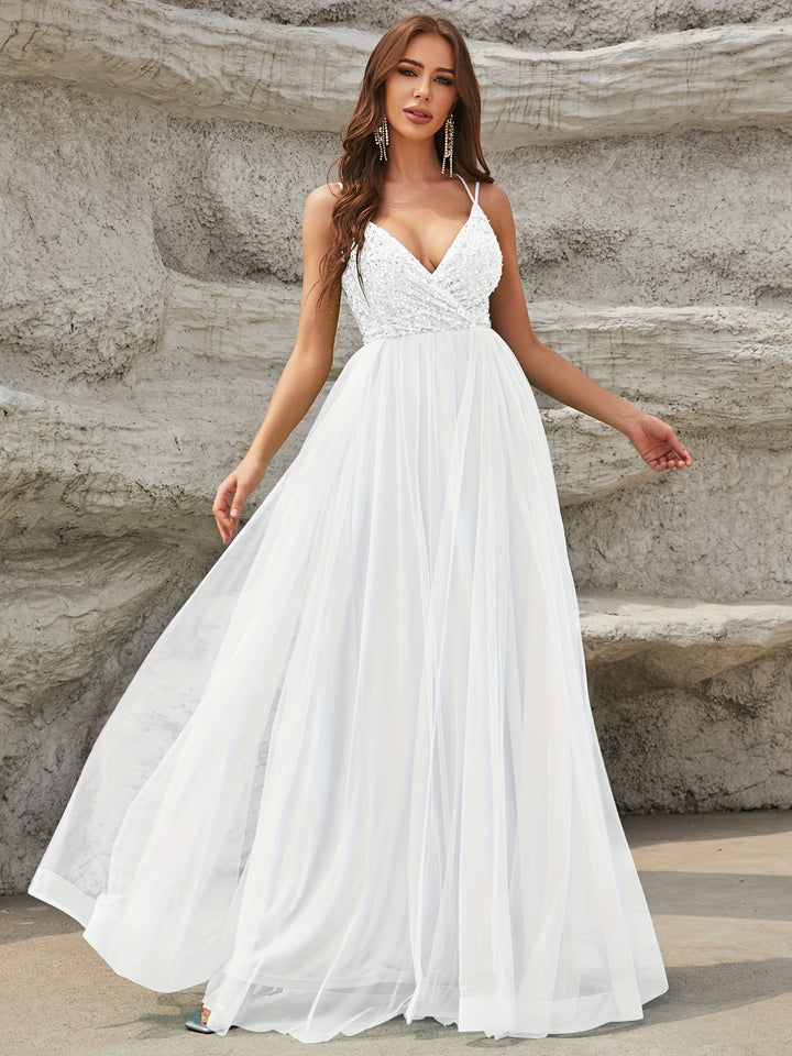 Elegant Spaghetti Strap V-neck Wedding Dress For Women