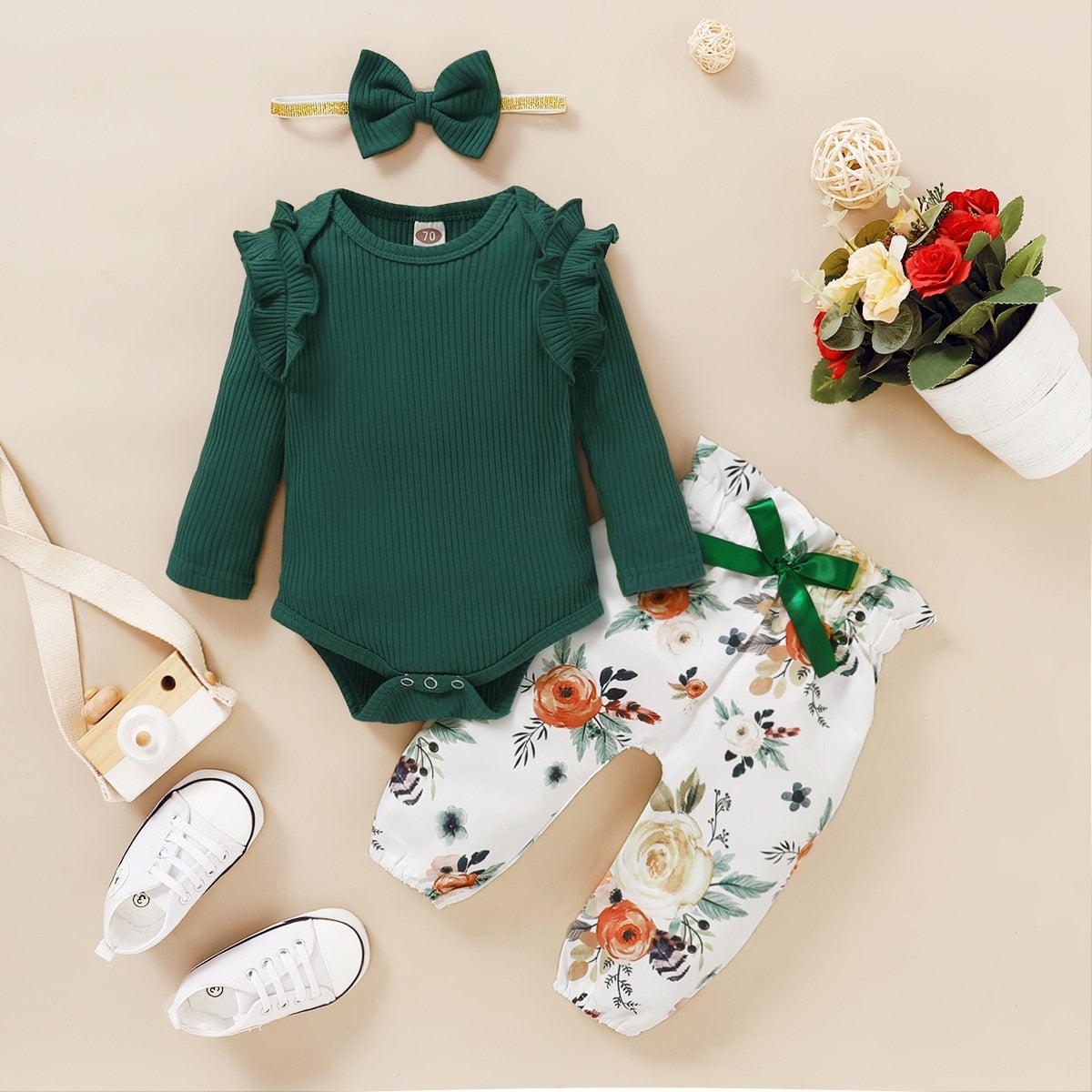 Newborn little girl clearance outfits