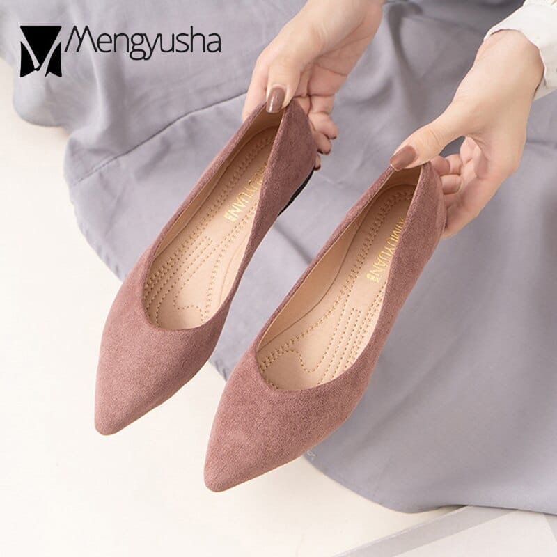 Pointed hot sale ballet flats