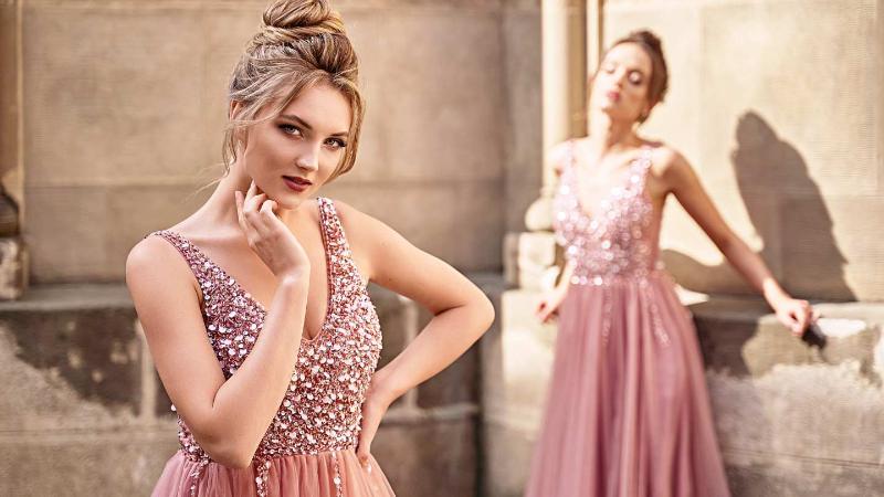 Beige_Minimalist_Femme_Fashion_Video_Promo_6-Bennys Beauty World