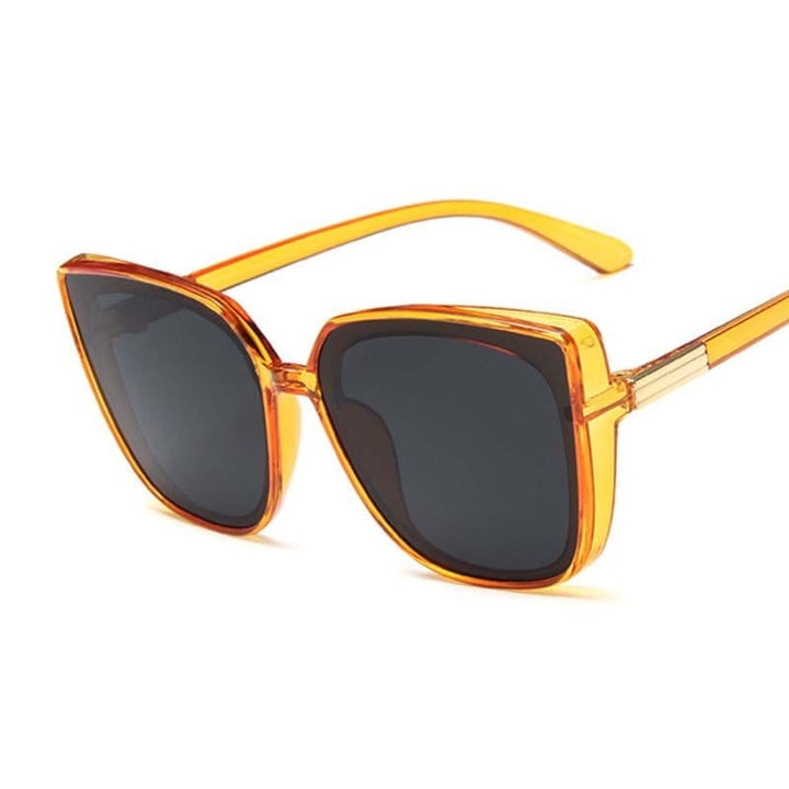 Brand Designer Cat Eye Sunglasses Woman Vintage Black Mirror Sun Glasses Bennys Beauty World