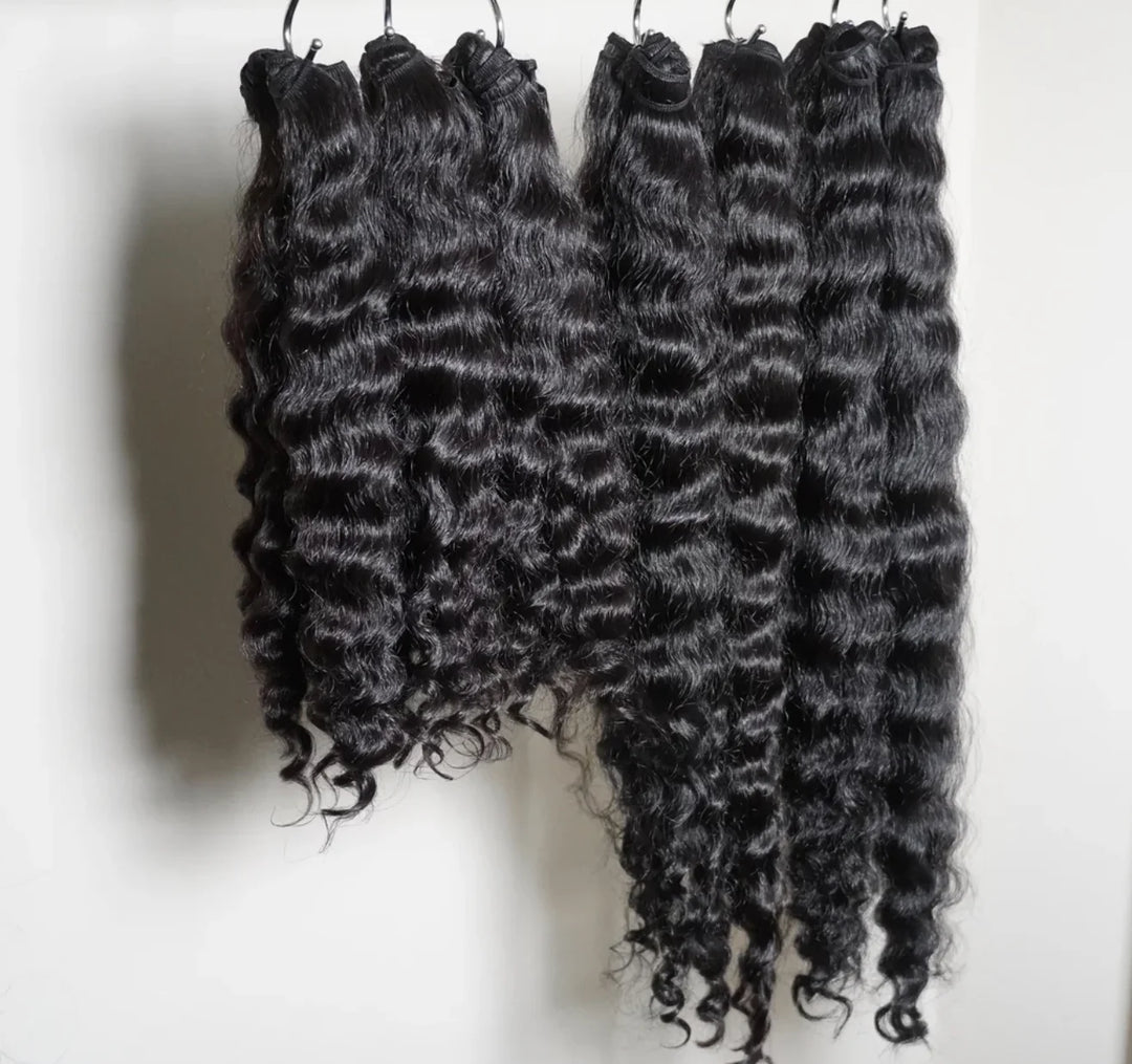Unprocessed Vietnamese Hair Cuticle-Aligned Hair Bundles