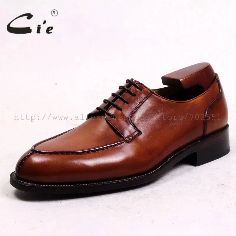 Leather Outsole Breathable Lacing Mens Shoe