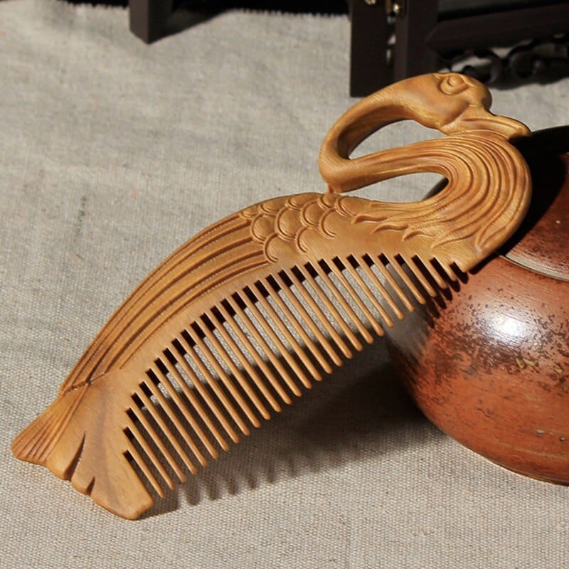 Hand-carved Green Sandalwood Craft Comb for Hair BENNYS 