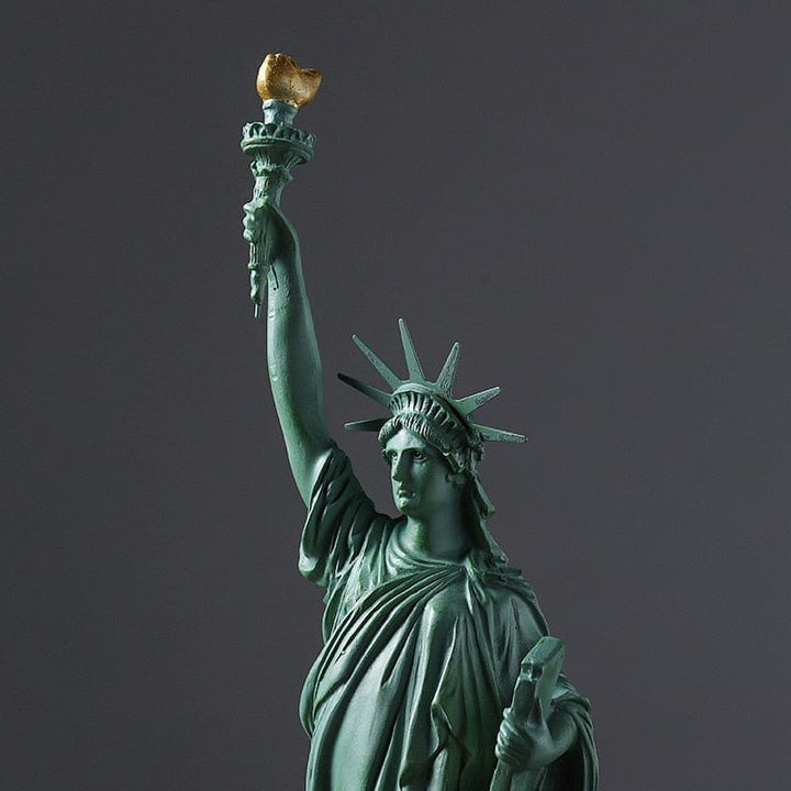 Home Decoration Statue of Liberty Resin Sculpture BENNYS 