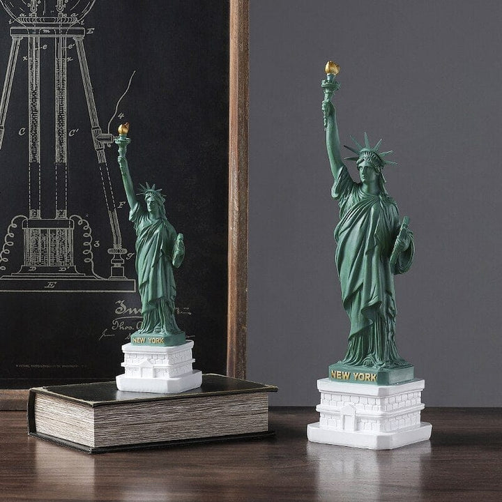 Home Decoration Statue of Liberty Resin Sculpture BENNYS 