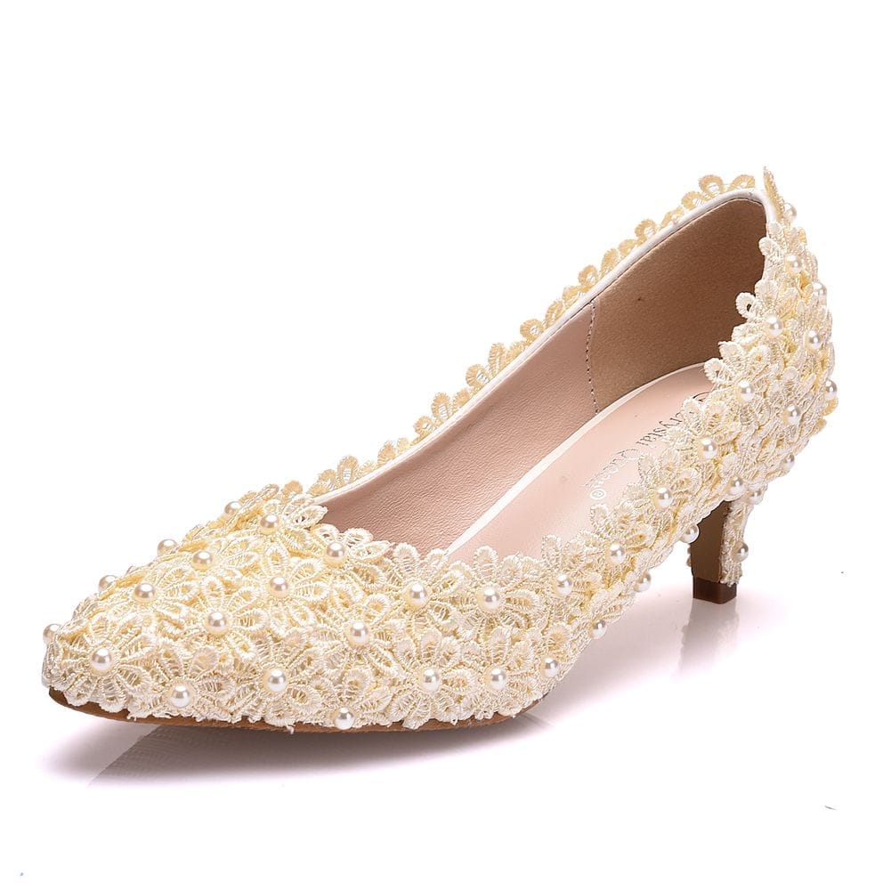 Lace wedding outlet shoes low heel