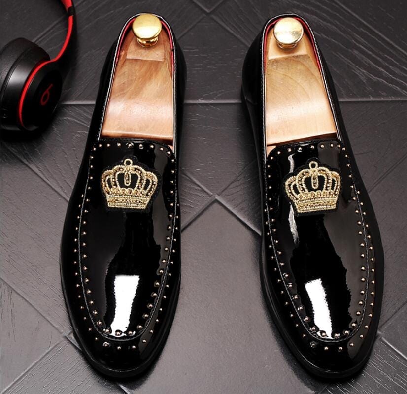 Men's Loafers charming glitter embroidery crown flat Shoes BENNYS 