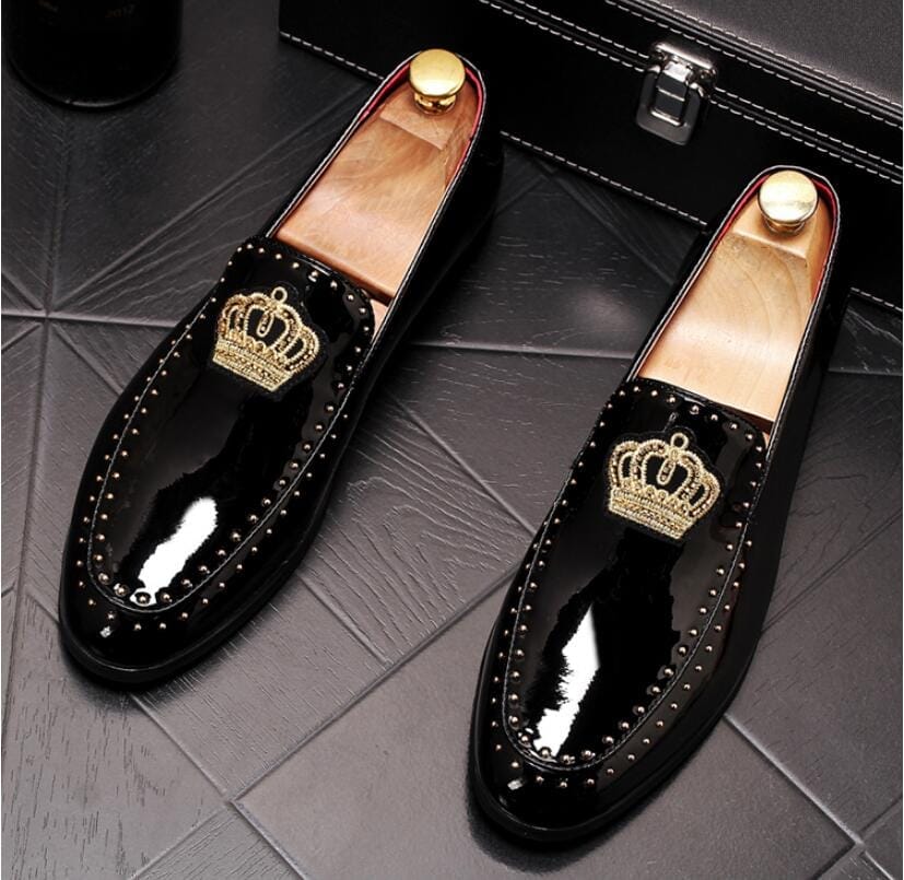 Men's Loafers charming glitter embroidery crown flat Shoes BENNYS 