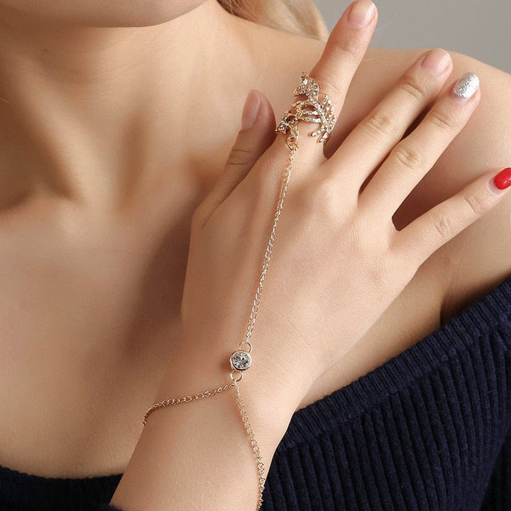New Fashion Chain Ring Full Rhinestone Vintage Flower Rings For Women BENNYS 