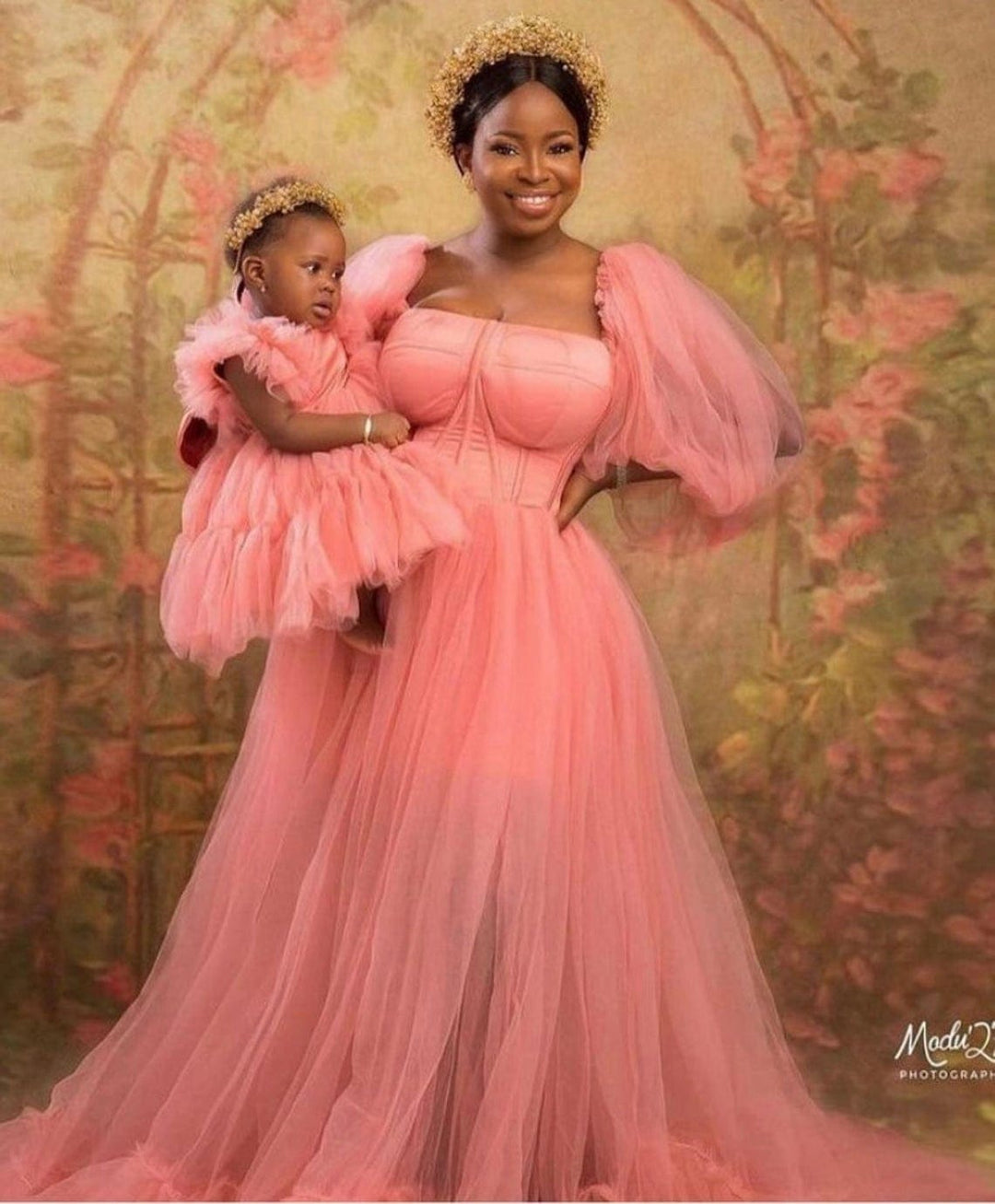 New Mother And Kids Tulle Dresses Long Sleeves A Line Extra Puffy Tulle Dress BENNYS 