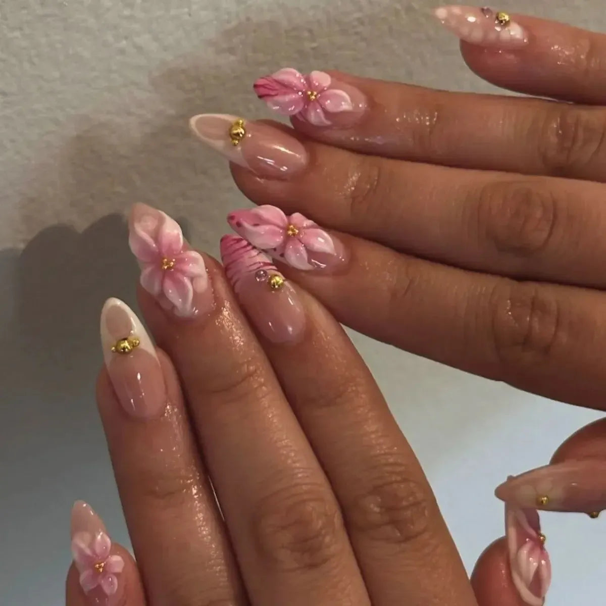 Gradient Pink Almond Press-On Nails – 24 Pcs Flower & Pearl Design False Nails-Nails-Bennys Beauty World