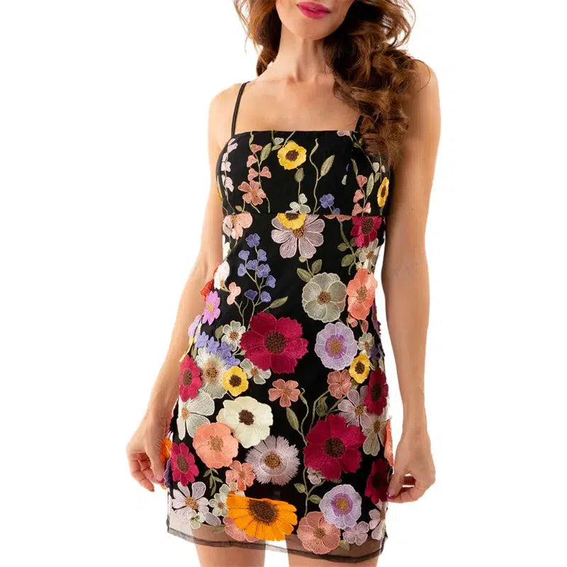 Xingqing y2k Mini Dress Women 3D Flower Embroidery Spaghetti Strap Sleeveless Bodycon Dress Cocktail Party Dresses Clubwear-Bennys Beauty World