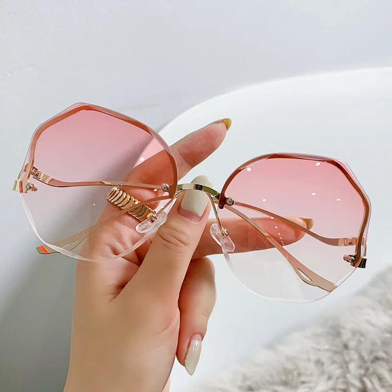 Higodoy Oversized Gradient Sunglasses | UV400 Frameless