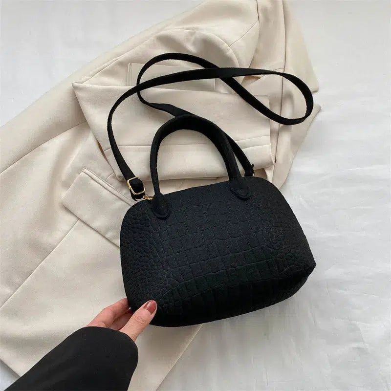 Leisure Commuter Crossbody Bag for Women