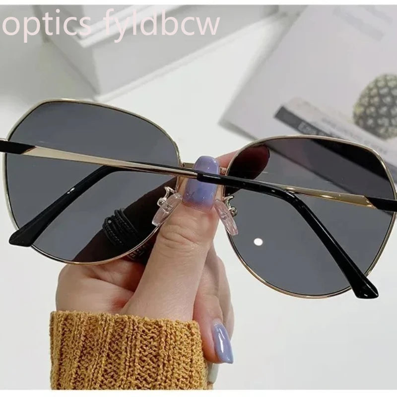 Custom Prescription Polarized Sunglasses – Oval Metal Frame for Women