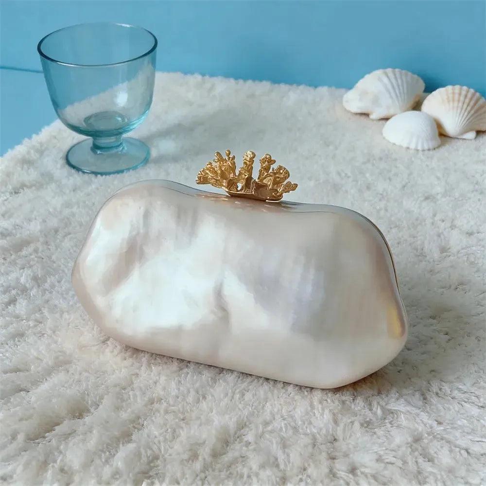 Acrylic Shell Clutch Bag – Women&