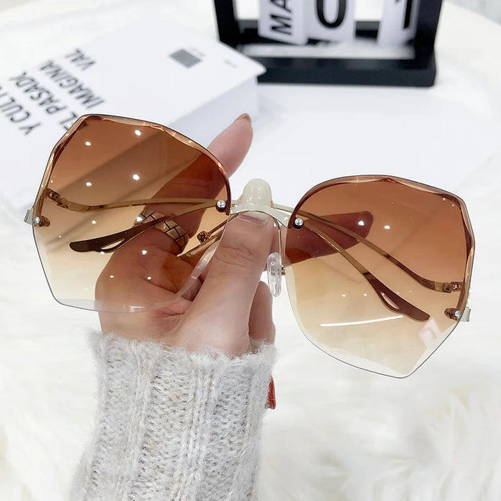 Higodoy Oversized Gradient Sunglasses | UV400 Frameless