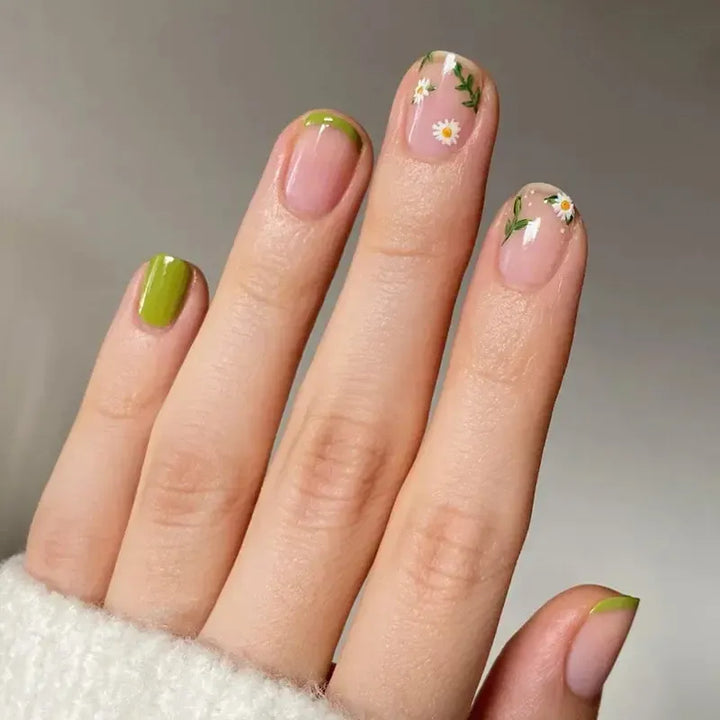 Short Square Press-On Nails – 24 Pcs Acrylic False Nail Tips | Bennys Beauty World-Nails-Bennys Beauty World