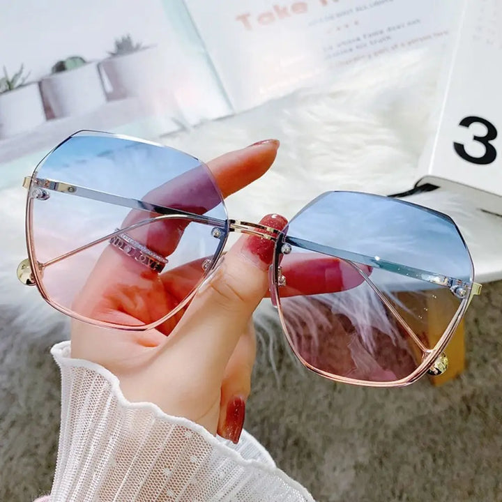 Rimless Oversized Gradient Sunglasses – Square UV400 Shades for Women