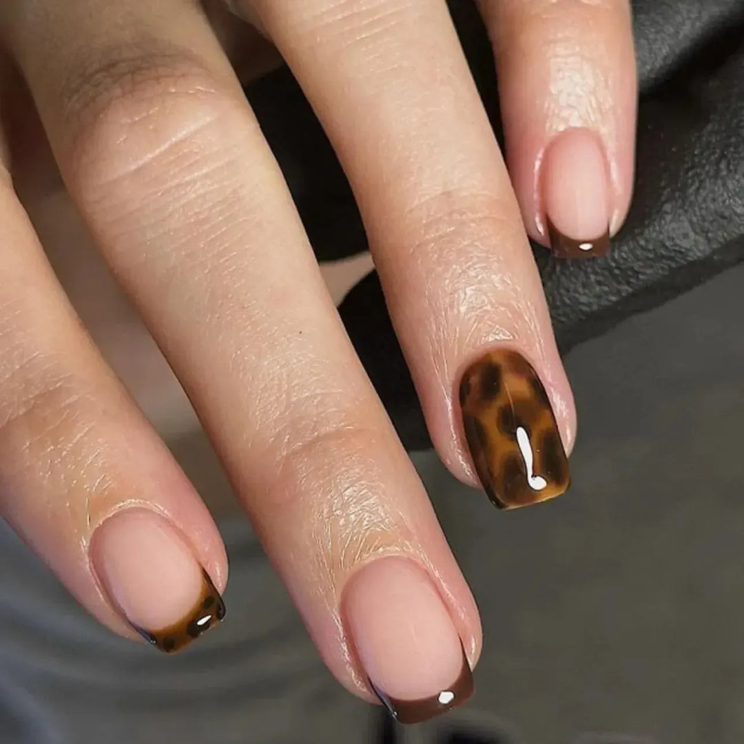 Short Square Press-On Nails – 24 Pcs Acrylic False Nail Tips | Bennys Beauty World-Nails-Bennys Beauty World