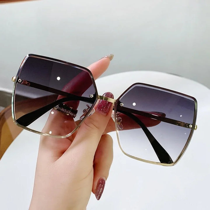 BMAD Oversized Square Sunglasses – Gradient UV400 Metal Frame for Women