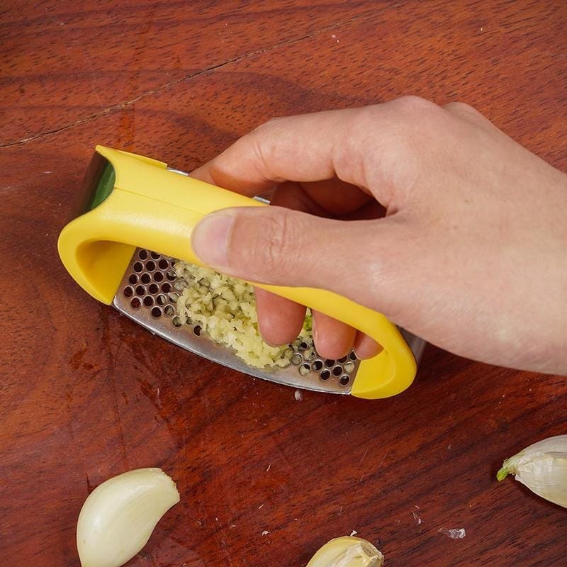 Stainless Steel Garlic Masher Garlic Press Household Manual Curve Fruit Vegetable Tools Kitchen Gadgets BENNYS 