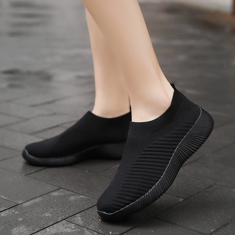 Lightweight Women's Slip-On Sneakers  Solid Color Casual Shoes