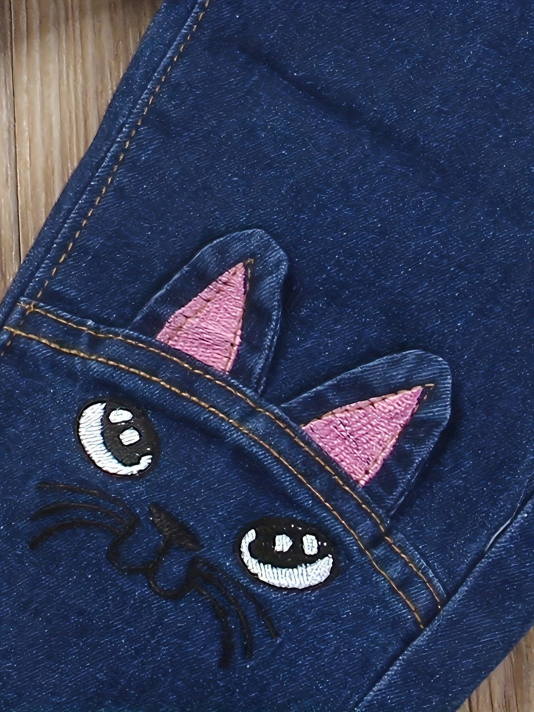 Fashionable Jeans for Girls