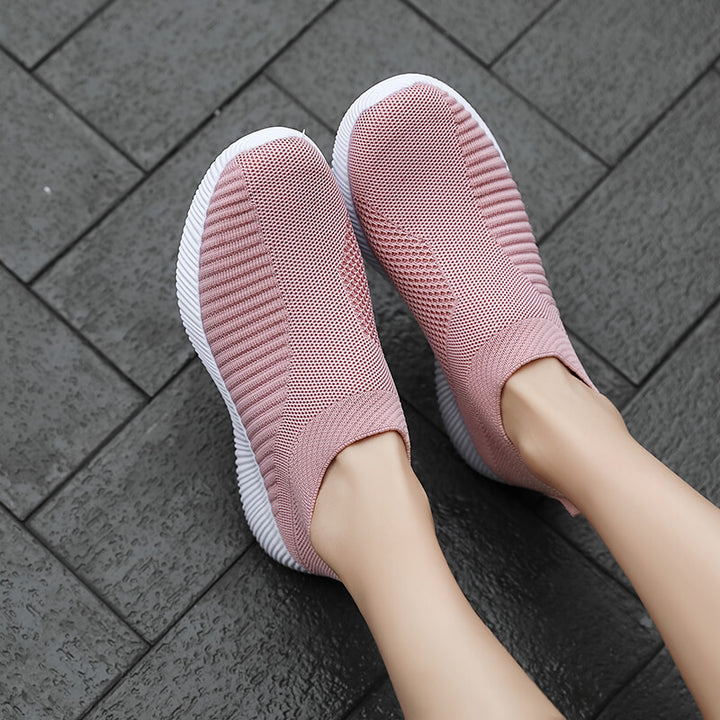 Lightweight Women's Slip-On Sneakers  Solid Color Casual Shoes